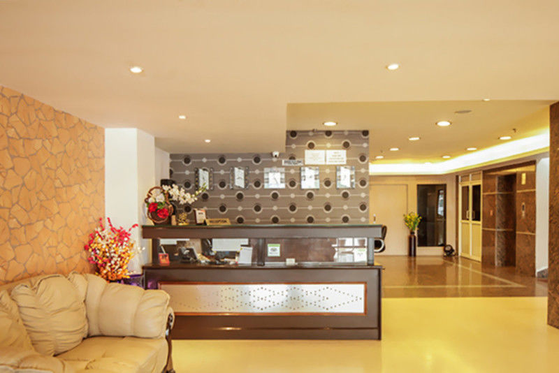 Capital O 7331 Hotel Downtown New Delhi Exterior foto
