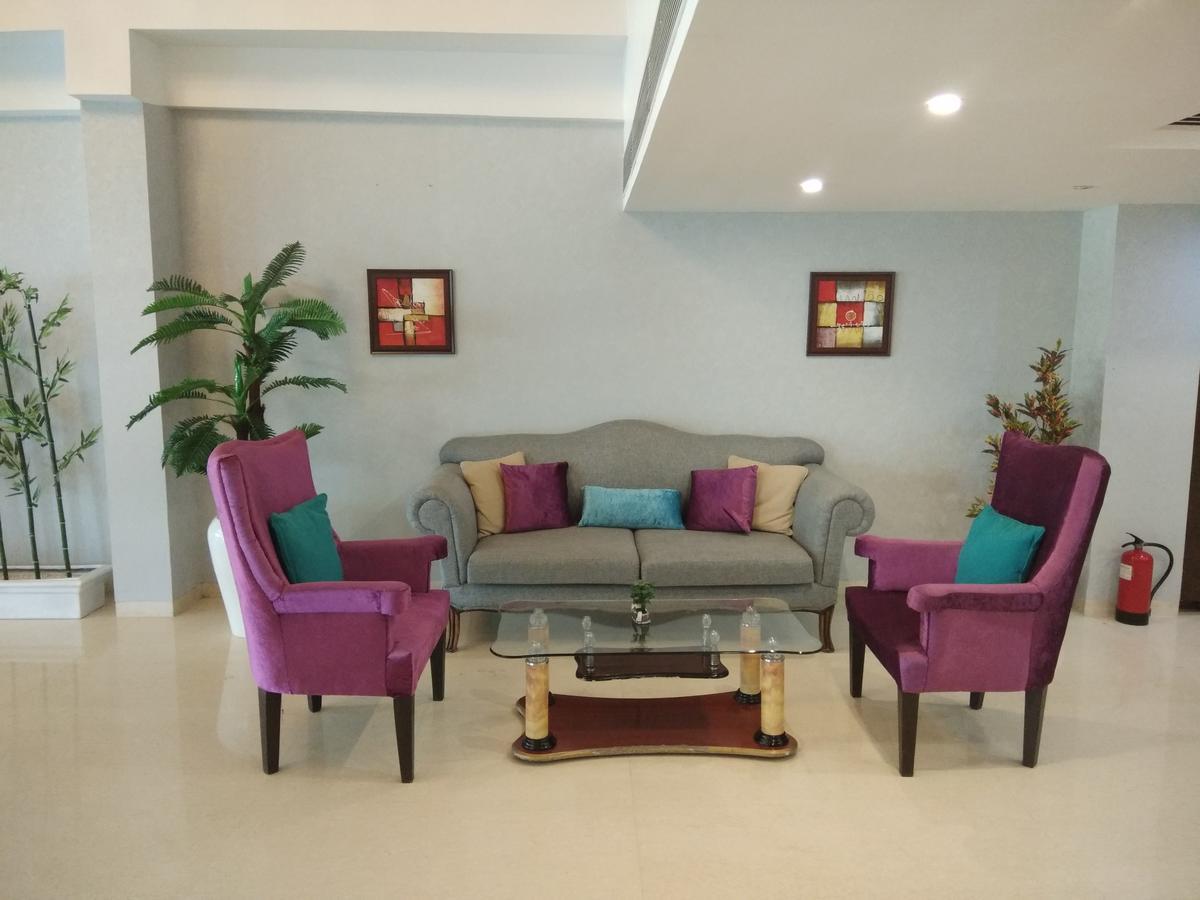 Capital O 7331 Hotel Downtown New Delhi Exterior foto