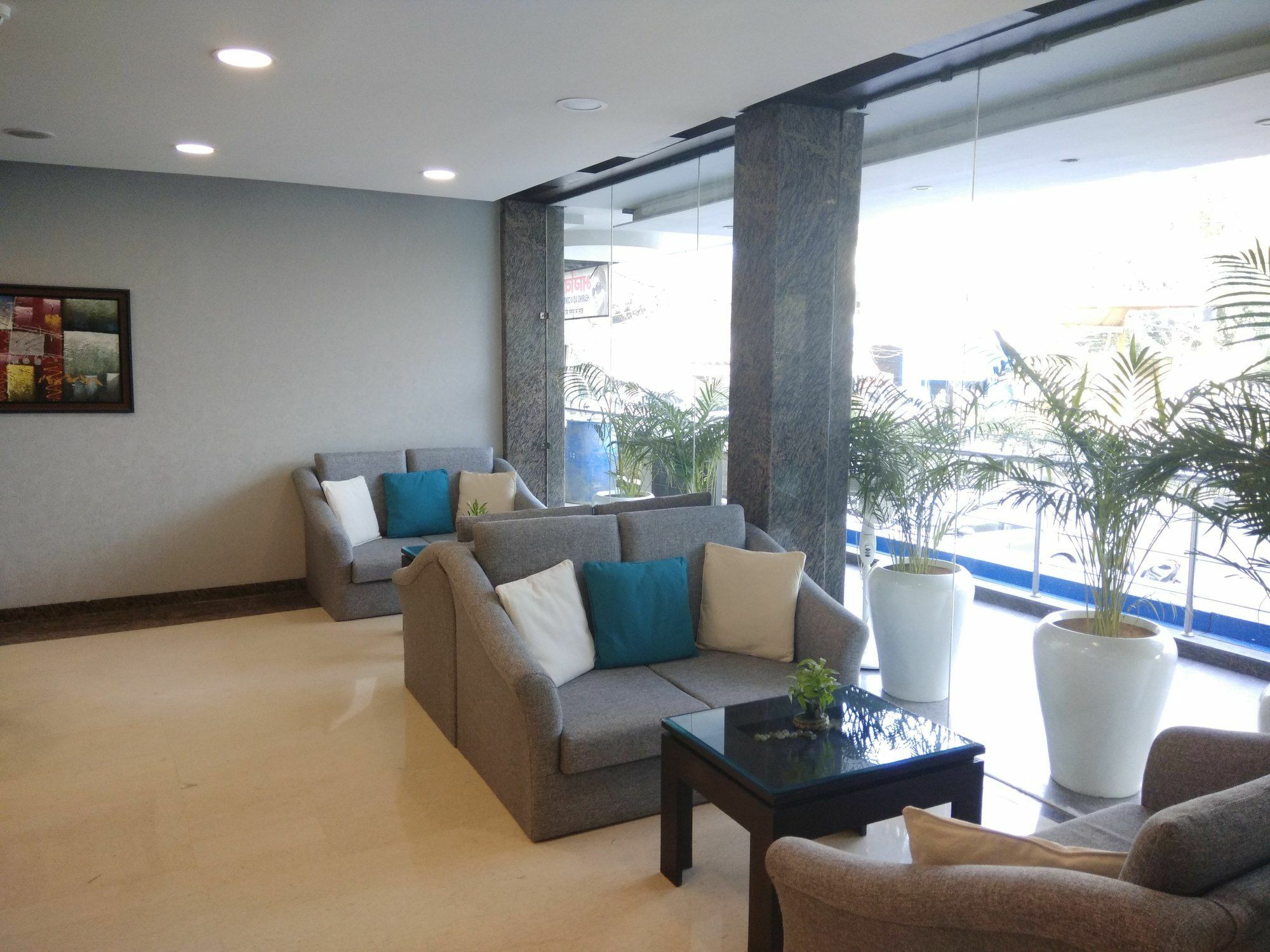 Capital O 7331 Hotel Downtown New Delhi Exterior foto